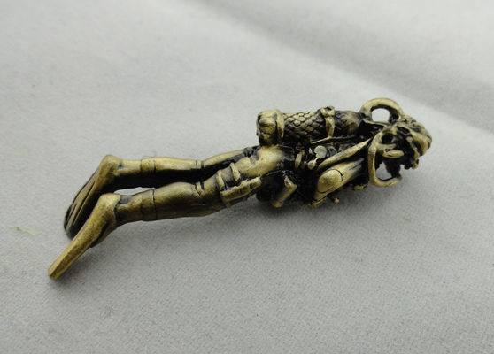 Metallvoller Entlastungs-Schlüsselanhänger, Zinn förderndes Keychain mit antikem Vergolden